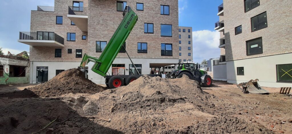 Terreinen bouwrijp maken, ophogen of uitgraven